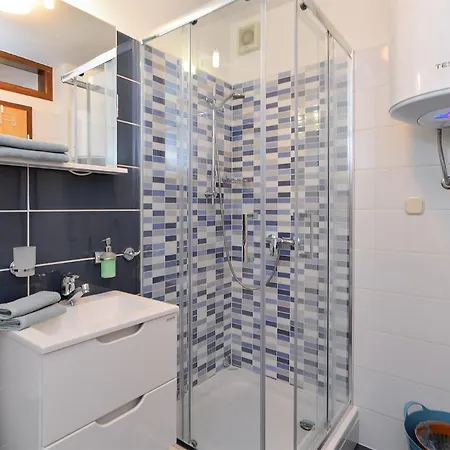 Apartment Milka 2074