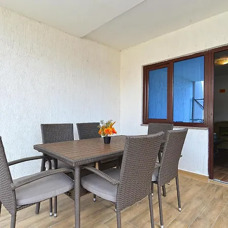 Milka 2074 Apartamento