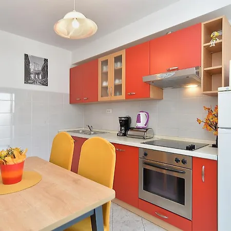Apartamento Milka 2074